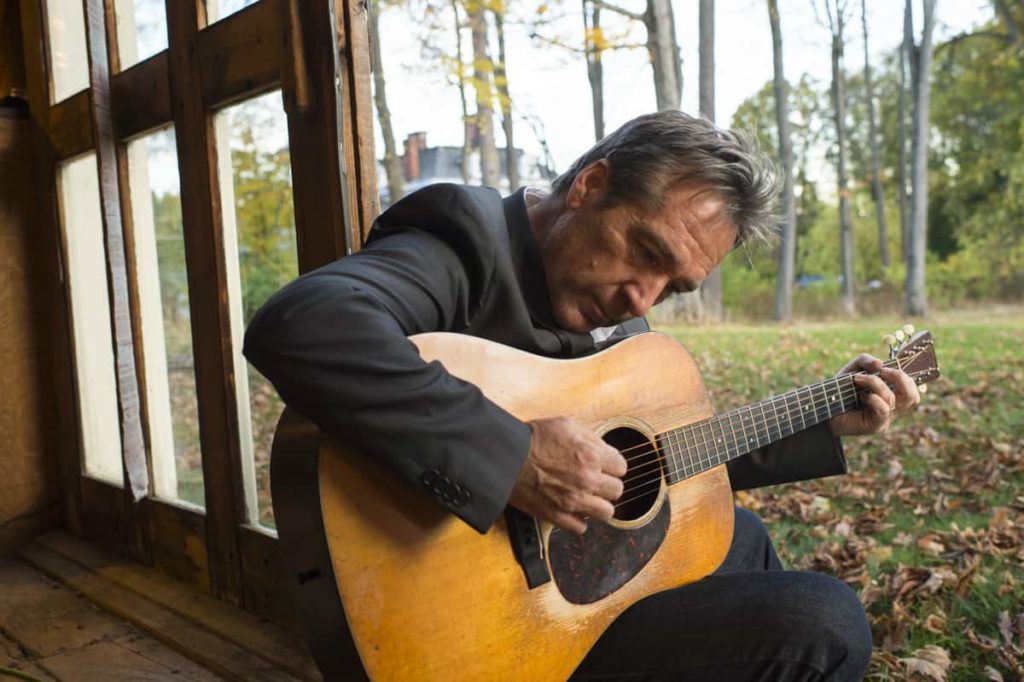 Folk singer / songwriter Richard Shindell has joined a long lineup of folk legends in the Troubador series at the Guthrie Center in Great Barrington.