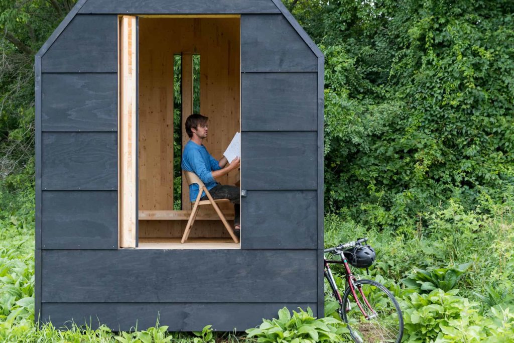 Mastheads writers in residence work in contemporary and mobile cabins or outdoor studios.