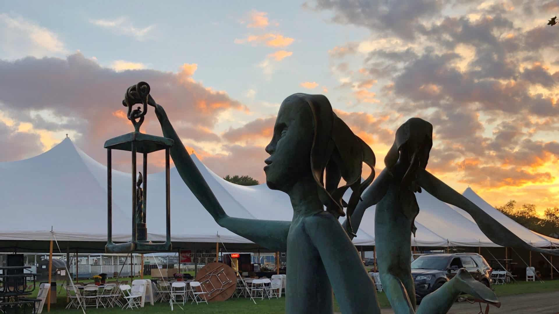 Tom Yano's sculpture holds a lantern at sunset at the Paradise City Arts Festival. Press photo courtesy of Paradise City