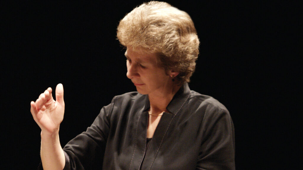 Dame Jane Glover conducts. Press photo courtesy of the Boston Symphony Orchestra.