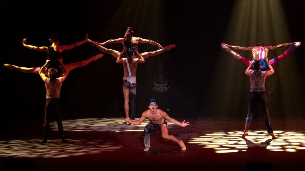 Complexions Contemporary Ballet performs Star Dust.' Press photo courtesy of Jacob's Pillow Dance Festival.