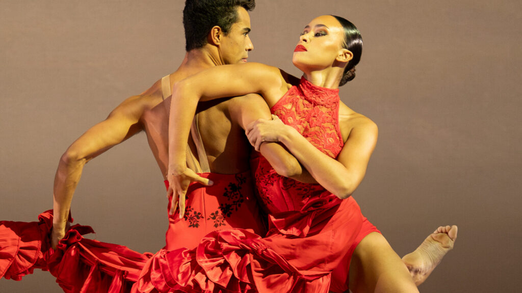 Thierry Blannchard, and Mia Bermudez perform in Annabelle Lopez Ochoa's Línea Recta. Press photo courtesy of Jacob's Pillow Dance Festival